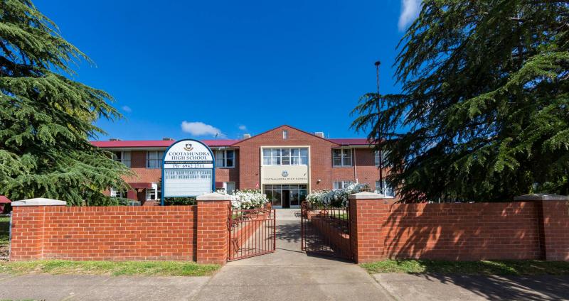 Cootamundra High School